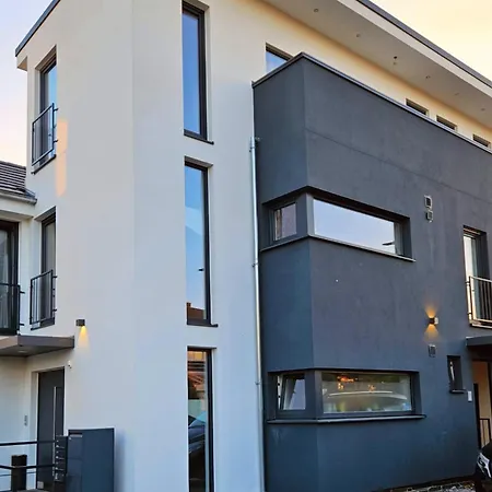 アパート Taunusblick